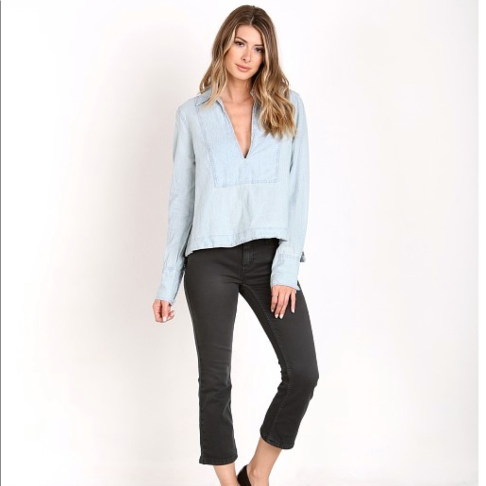 Free people chambray top✨